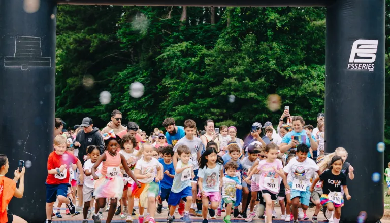 2025 Run for Love 5k Kids Dash starting line